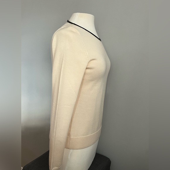 Ann Taylor Merino Wool Long Sleeve Sweater Faux Black Leather Trim Womens M 6 8 - Picture 3 of 10